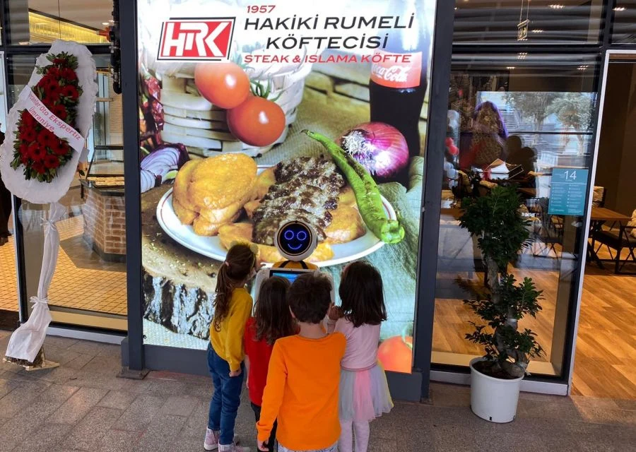Mini Ada Hakkari Rumeli Köftecisi Açılışında...